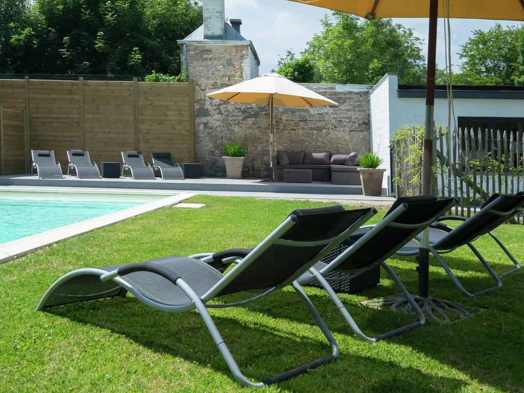 Modern Mansion In Hasti Re Par Del With Pool Villa Hastiere-par-dela Exterior photo